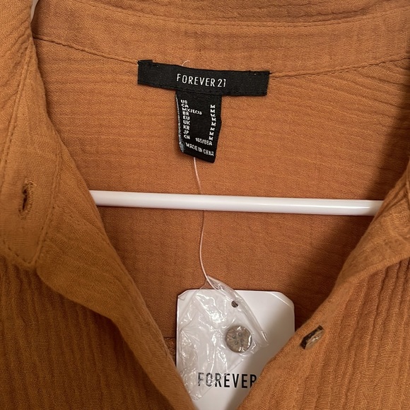 Summer Button Up - Picture 3 of 3